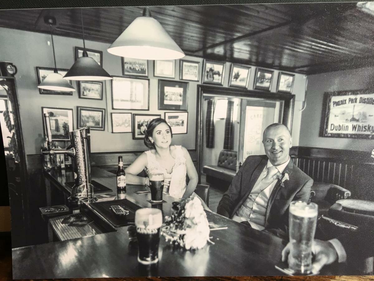 Carey'S Bar & Farmhouse Kilkenny Border Oldleighlin Экстерьер фото